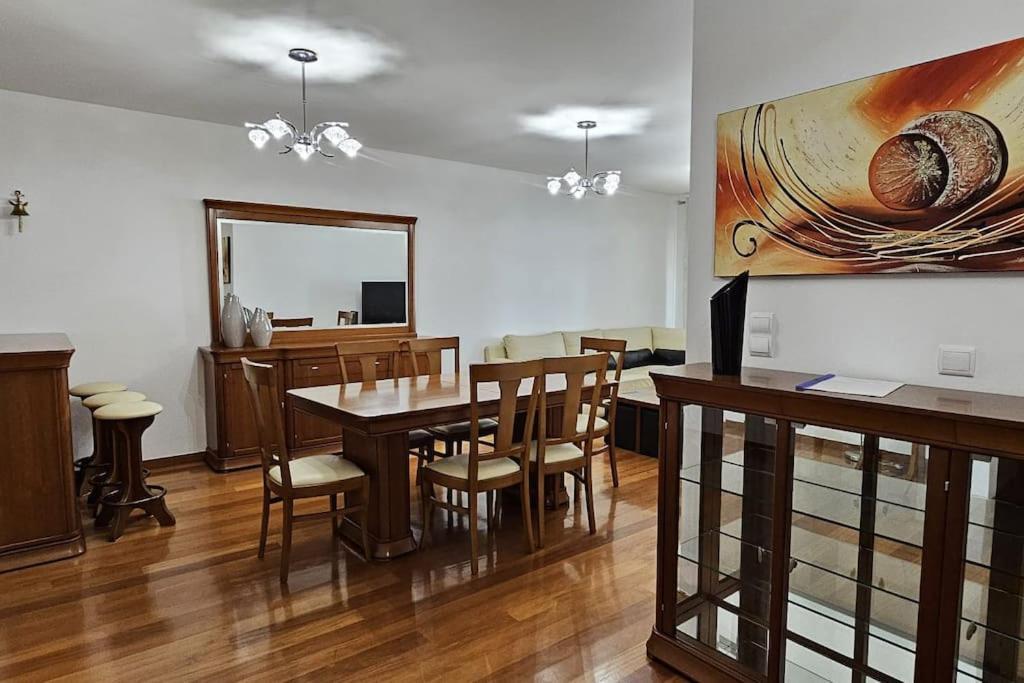 Vista Mar - Ac, Pool & Gym Apartment Funchal  Bagian luar foto